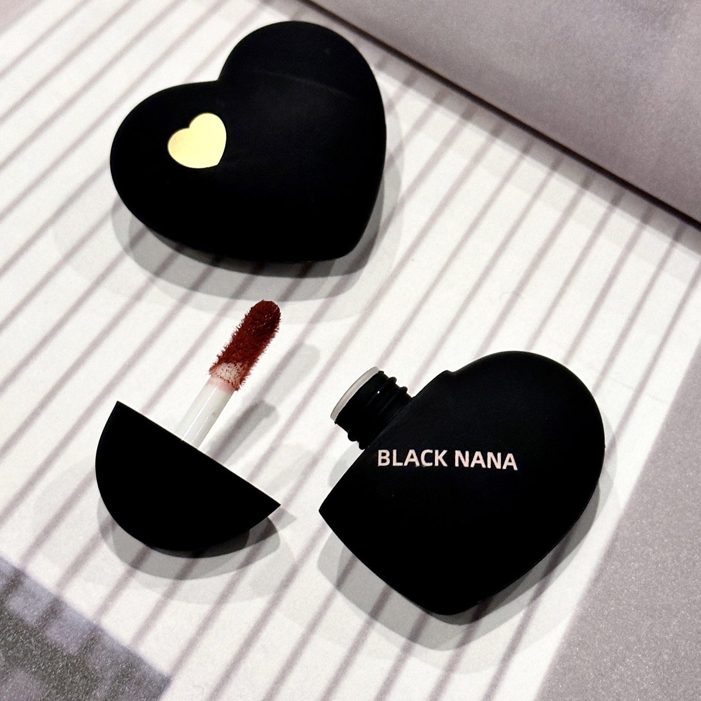 B063Love Matte Matte Velvet Lip Gloss