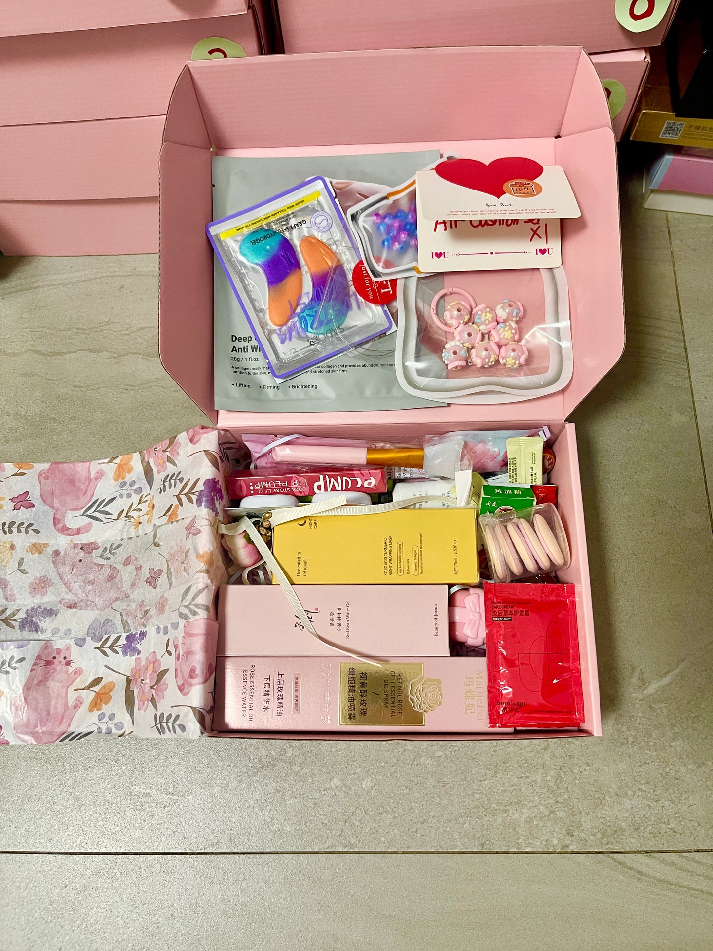 【Open in LIVE】Pink Beauty Mystery Box+1 EXTRA BEAUTY GIFT